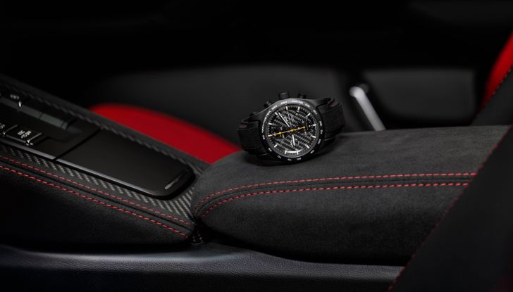 Porsche 718 Spyder RS: presentata la nuova roadster a motore centrale da 500 CV - Foto 2 di 14