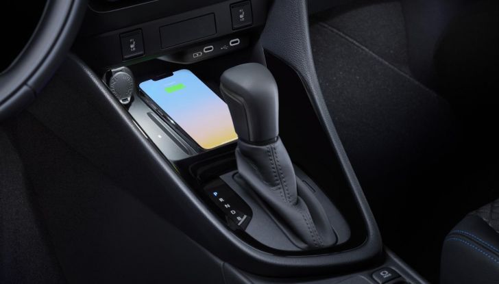 Toyota Yaris 2024: allestimenti, motori e prezzi - Foto 4 di 21