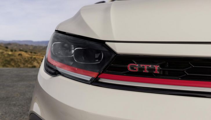 Volkswagen Polo GTI Edition 25: il brand celebra i 25 anni della vettura con un’edizione speciale - Foto 15 di 16