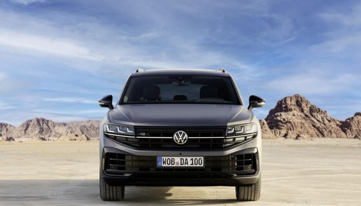 Volkswagen Touareg 2024 restyling: motori, allestimenti, prezzi - Foto 22 di 73