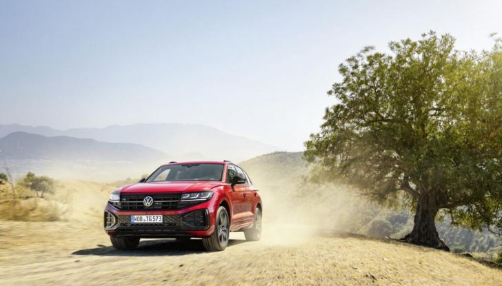 Volkswagen Touareg 2024 restyling: motori, allestimenti, prezzi - Foto 64 di 73