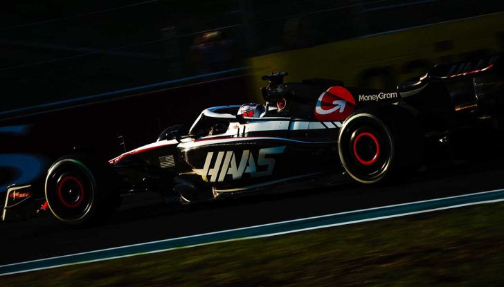 F1 2023, GP Miami: schianto per Ferrari e Leclerc, Perez vola in pole position - Foto 6 di 10