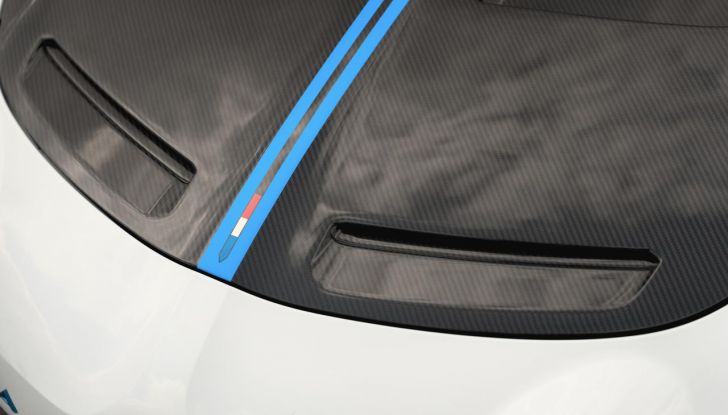 Alpine A110 R Le Mans: debutta la nuova versione speciale in sole 100 unità - Foto 16 di 28