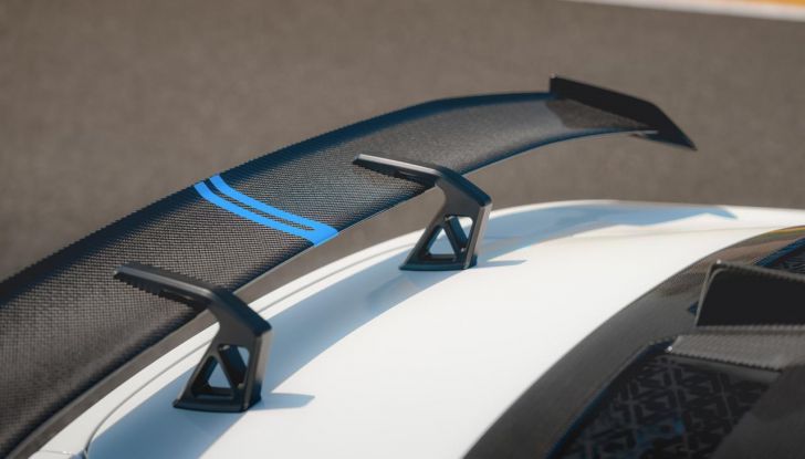 Alpine A110 R Le Mans: debutta la nuova versione speciale in sole 100 unità - Foto 14 di 28