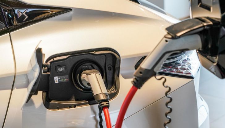 DS Automobiles, ecco la serie esclusiva Esprit De Voyage - Foto 20 di 27