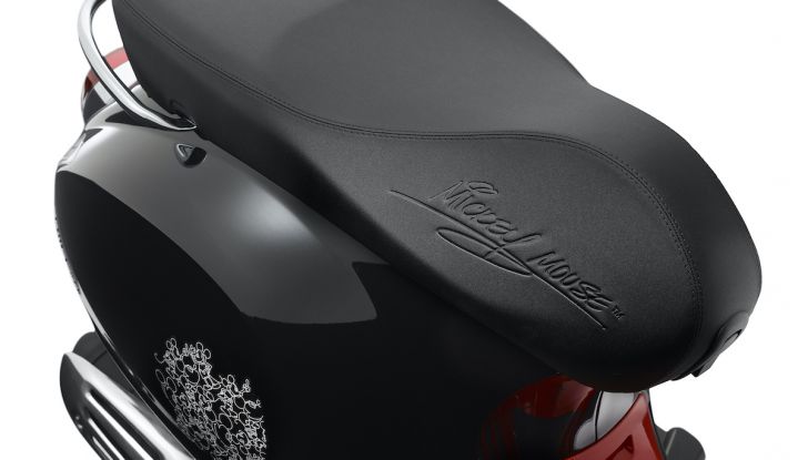 Arriva la Disney Mickey Mouse Edition by Vespa - Foto 7 di 9
