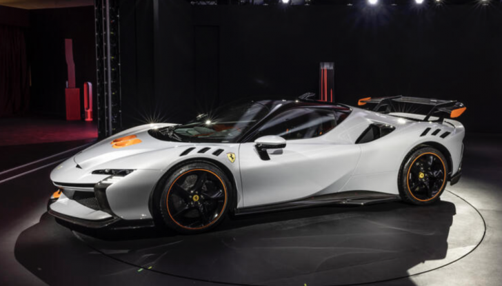 Ferrari SF90 XX Stradale e Spider: dati e prestazioni - Foto 3 di 8