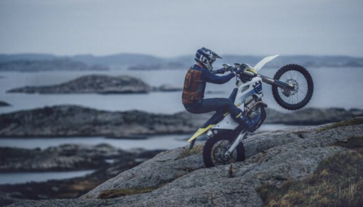 Husqvarna: le novità della gamma enduro 2024 - Foto 1 di 6