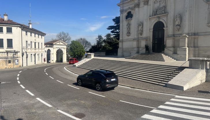 Hyundai Tucson Hybrid, provata su strada con soddisfazione! - Foto 40 di 71