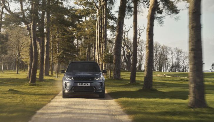 Land Rover Discovery Sport: debutta il model year 2024 con diverse novità - Foto 9 di 42