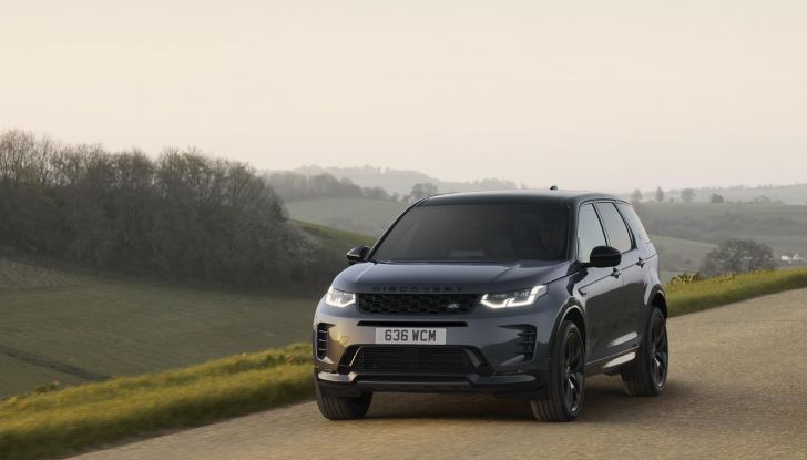 Land Rover Discovery Sport: debutta il model year 2024 con diverse novità - Foto 25 di 42
