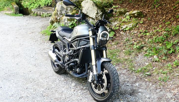 Benelli Leoncino 800, prova su strada per ruggire di piacere - Foto 19 di 34