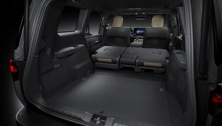 Lexus GX 2024: debutta la nuova generazione del SUV off-road - Foto 37 di 130