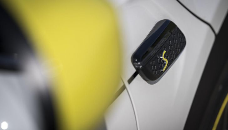 Mini Cooper SE: debutta la nuova versione speciale Elettrifigata - Foto 55 di 61