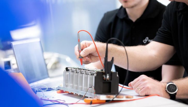 Nyobolt EV: debutta il concept che si ricarica in soli 6 minuti - Foto 11 di 18