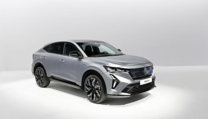 Renault Rafale E-Tech Full Hybrid: prezzi di listino in Italia - Foto 59 di 73