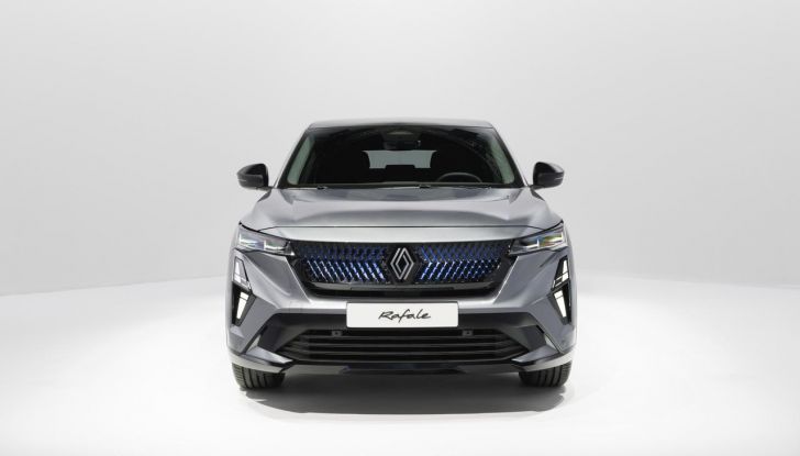 Renault Rafale E-Tech Full Hybrid: prezzi di listino in Italia - Foto 55 di 73