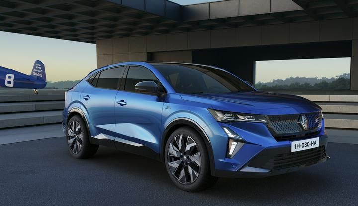 Renault Rafale E-Tech Full Hybrid: prezzi di listino in Italia - Foto 38 di 73