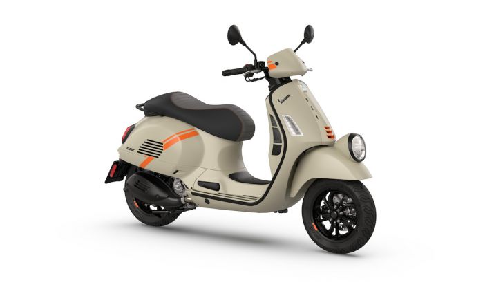 Nuova Vespa Gtv, lo scooter non è mai stato così sportivo - Foto 2 di 9