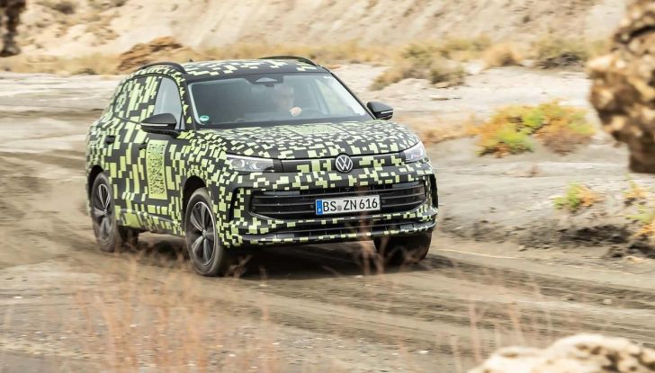 Volkswagen Tiguan 2024: svelati nuovi dettagli sulla terza generazione - Foto 13 di 39