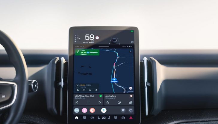 Volvo EX30: allestimenti, caratteristiche tecniche e prestazioni del nuovo SUV compatto elettrico - Foto 44 di 85