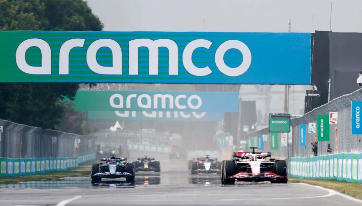 F1 2023, GP Canada: Verstappen firma la vittoria numero 100 di Red Bull - Foto 6 di 10