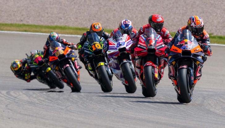 MotoGP 2023, GP Germania: Martin vince il duello contro Bagnaia, dominio Ducati - Foto 2 di 10