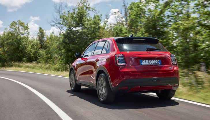 Fiat 600 Hybrid: allestimenti, motori e prezzi - Foto 33 di 45