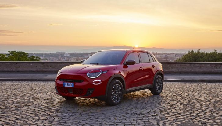Fiat 600 Hybrid: allestimenti, motori e prezzi - Foto 36 di 45