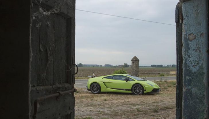 Lamborghini Gallardo: la prima V10 di serie del brand compie 20 anni - Foto 22 di 54