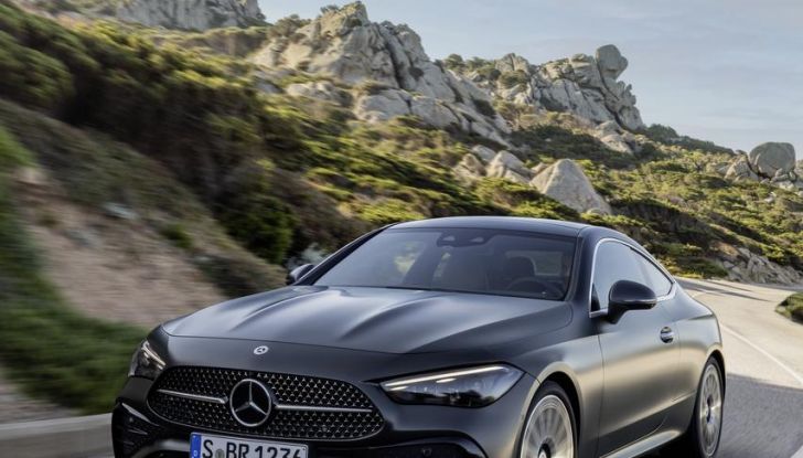 Mercedes CLE 2024: motori e dettagli della nuova coupé tedesca - Foto 42 di 60