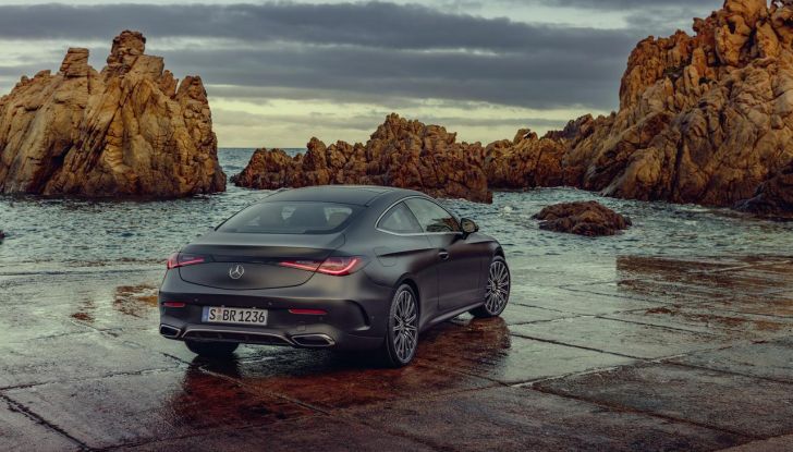 Mercedes CLE 2024: motori e dettagli della nuova coupé tedesca - Foto 31 di 60