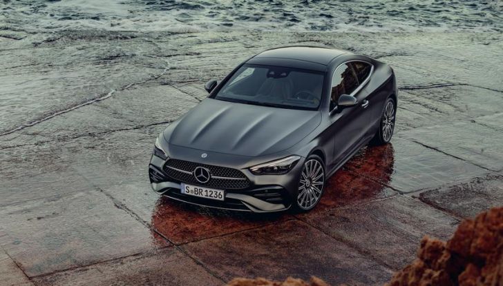 Mercedes CLE 2024: motori e dettagli della nuova coupé tedesca - Foto 27 di 60