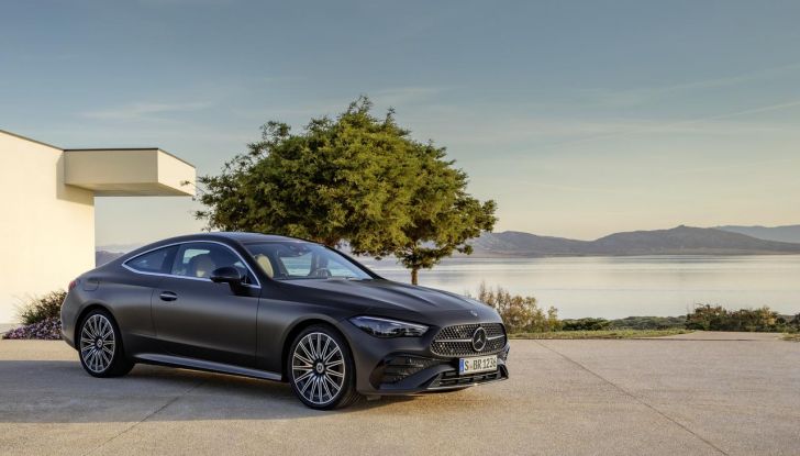 Mercedes CLE 2024: motori e dettagli della nuova coupé tedesca - Foto 39 di 60