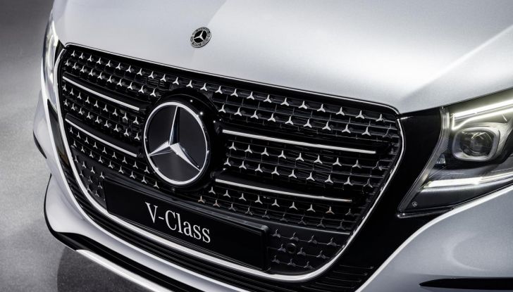 Mercedes Classe V 2024: debutta il nuovo restyling del van tedesco - Foto 59 di 122