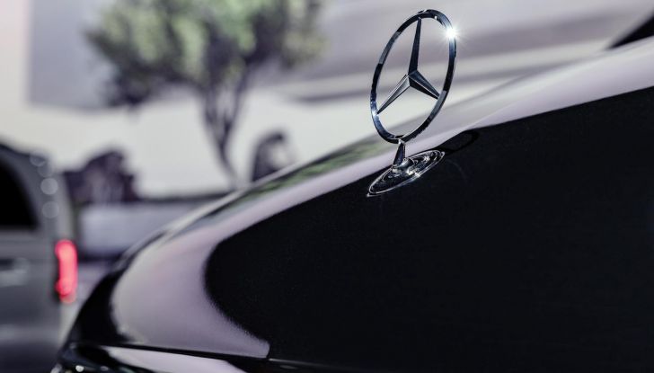 Mercedes Classe V 2024: debutta il nuovo restyling del van tedesco - Foto 49 di 122