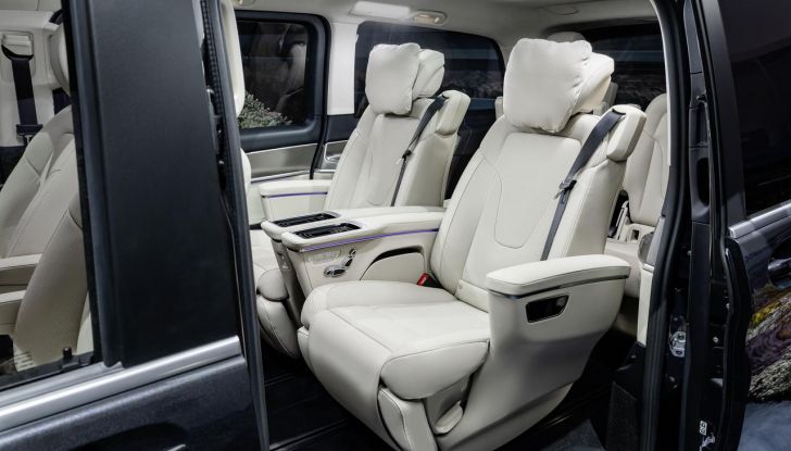 Mercedes Classe V 2024: debutta il nuovo restyling del van tedesco - Foto 56 di 122
