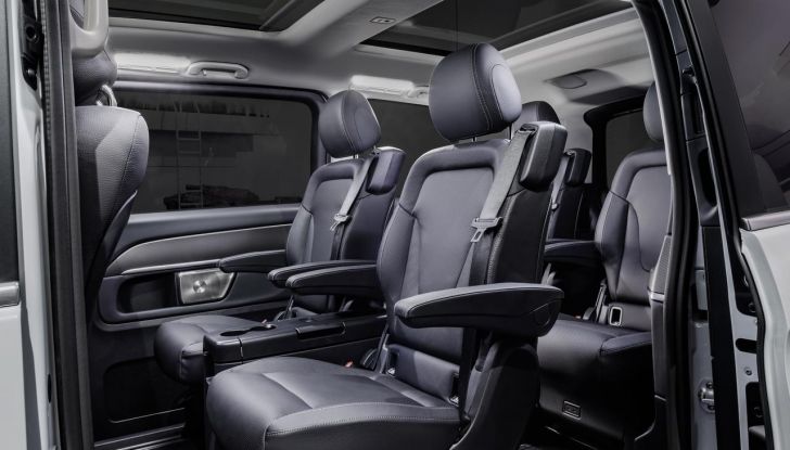 Mercedes Classe V 2024: debutta il nuovo restyling del van tedesco - Foto 68 di 122
