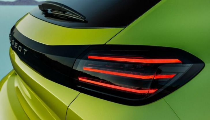 Peugeot E-208 2025: nuovo aggiornamento, autonomia elettrica fino a 433 km - Foto 25 di 50