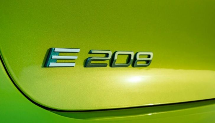 Peugeot E-208 2025: nuovo aggiornamento, autonomia elettrica fino a 433 km - Foto 21 di 50
