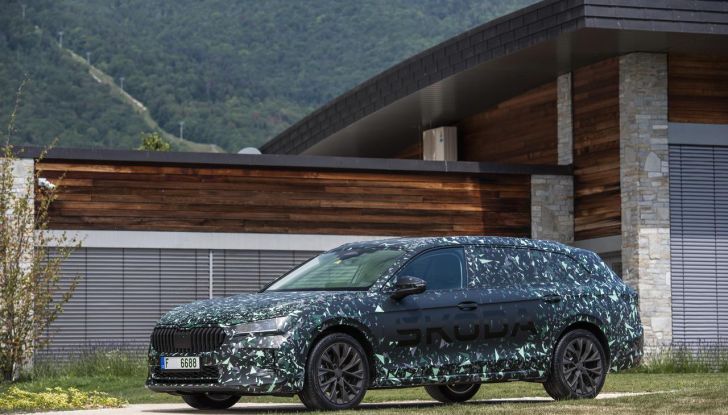 Skoda Superb 2024: il brand svela alcune specifiche della prossima generazione - Foto 20 di 33