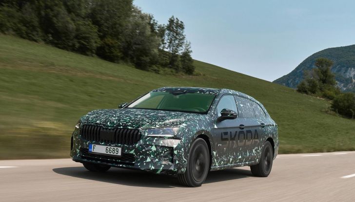 Skoda Superb 2024: il brand svela alcune specifiche della prossima generazione - Foto 33 di 33