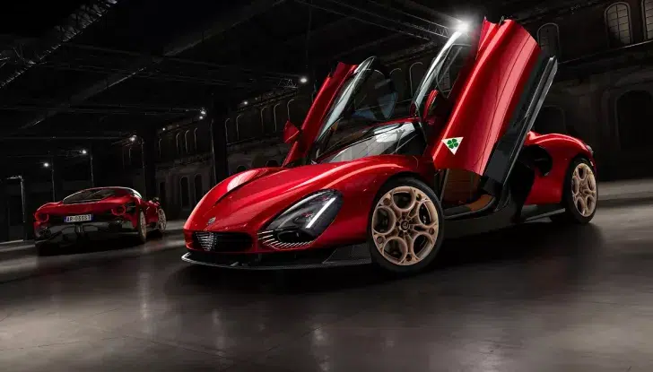 Alfa Romeo 33 Stradale: l’iconica vettura rinasce in soli 33 esemplari - Foto 6 di 18