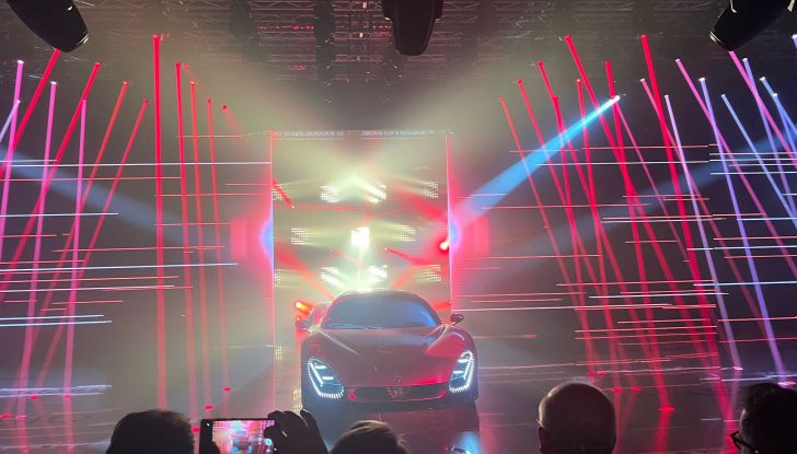 Alfa Romeo 33 Stradale: l’iconica vettura rinasce in soli 33 esemplari - Foto 7 di 18