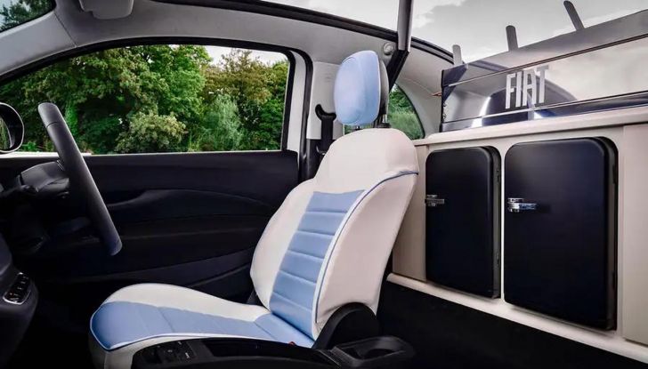 Fiat 500 Elettrica: il brand crea una one-off che funge da gelateria ambulante - Foto 4 di 10