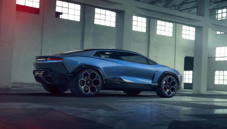 Lamborghini Lanzador: svelato il primo veicolo 100% elettrico del brand - Foto 13 di 69