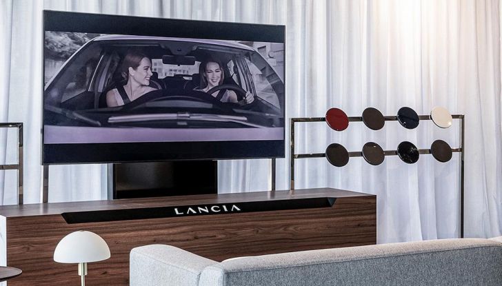 Lancia: 40 concessionarie italiane hanno già adottato la nuova corporate identity - Foto 16 di 18