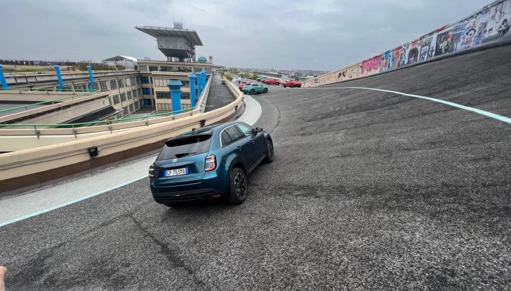 Fiat 600e prova su strada, autonomia e prezzi da 30.549 euro - Foto 94 di 100