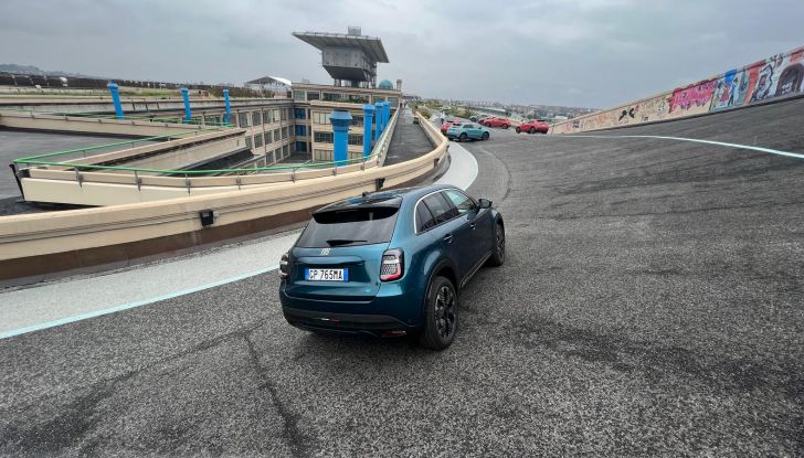 Fiat 600e prova su strada, autonomia e prezzi da 30.549 euro - Foto 98 di 100