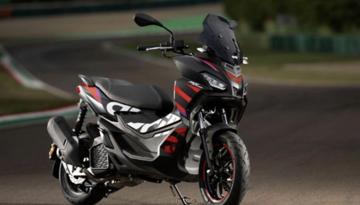 Aprilia SR GT: arriva la speciale versione Replica - Foto 6 di 10